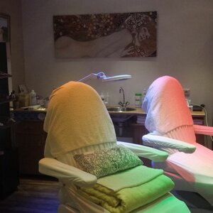 Beauty Salon Divera image 2