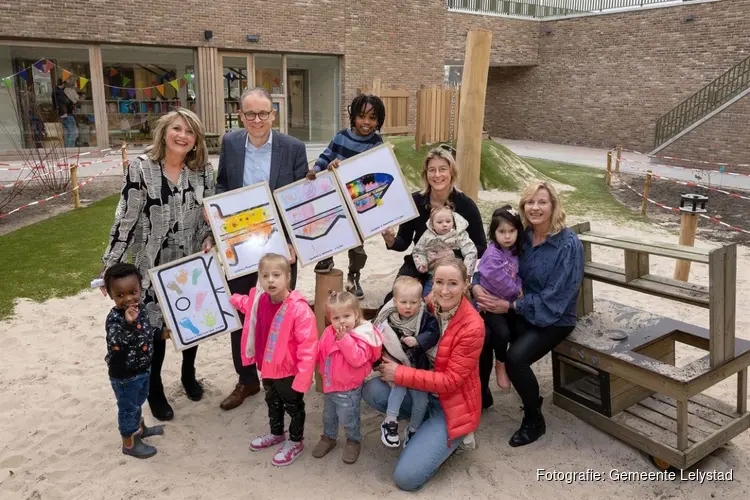 Villa Kakelbont feestelijk geopend in MFA de Botter