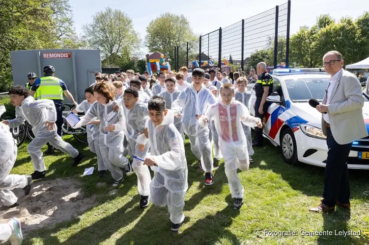 Jachtseizoen brengt jongeren en handhavers samen in Waterwijk