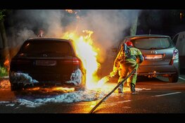 Autobrand op parkeerplaats A6