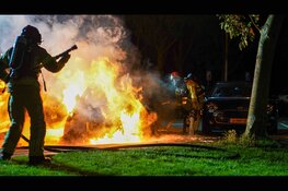 Autobrand op parkeerplaats A6