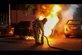 Autobrand op parkeerplaats A6