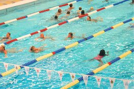 Sluit de zomervakantie sportief af – doe mee aan de Zwemvierdaagse in zwembad De Koploper!