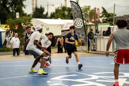 Feestelijke opening eerste Dream Court basketbal in Lelystad