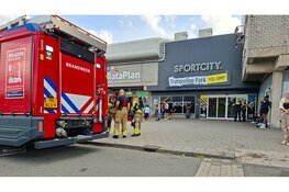 Meerdere winkels ontruimd na mogelijke brand bij Sportcity