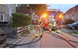 Brandweer ramt deur in voor pannntje op vuur terwijl bewoners uit eten zijn