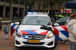 Sirene aan, gezelligheid aan! Grote opkomst bij Veiligheidsmarkt Lelystad