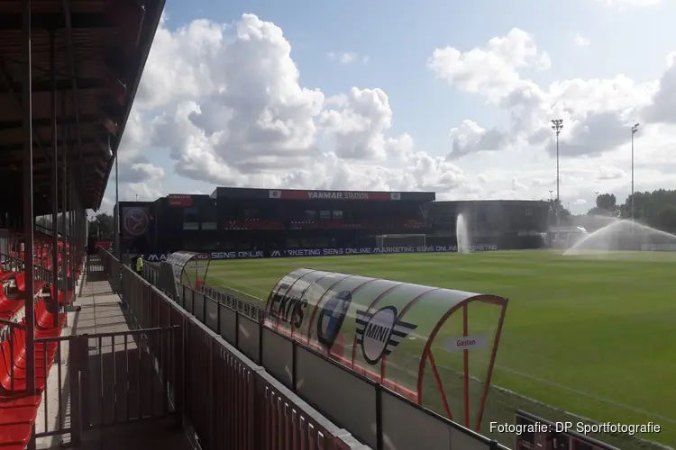Almere City FC klimt verder omhoog na ruime zege op MVV