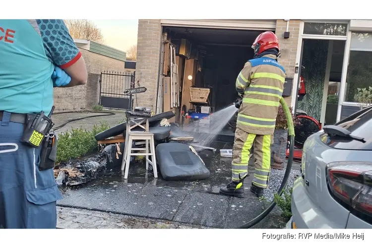 Flinke schade na brand in garagebox