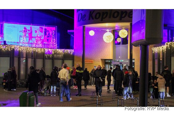 150 mensen geëvacueerd na brand in zwembad