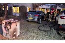 Wasdroger vliegt in brand in garage