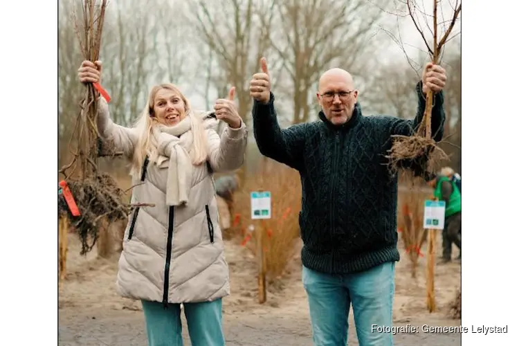 Laatste kans op jonge boompjes: Meer Bomen Nu geeft geredde bomen en struiken weg