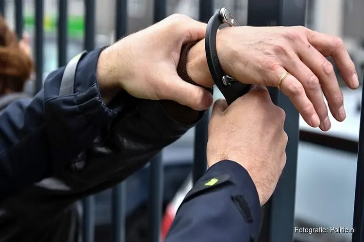 Aanhouding verdachten met vuurwapen Lelystad