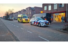 Man neergestoken in Lelystad, politie doet onderzoek