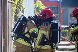 Grote schade in tuinen bij brand in Lelystad