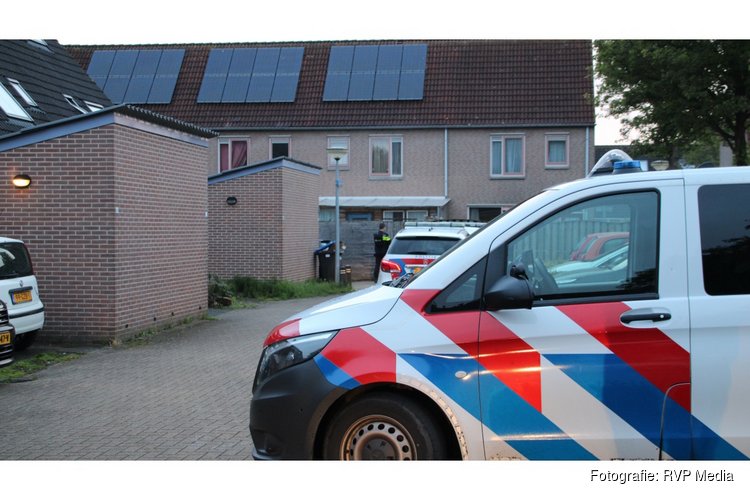 Auto beschoten op Larserdreef