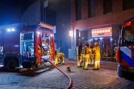 Brand in leegstaand winkelpand in Lelystad