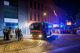 Brand in leegstaand winkelpand in Lelystad