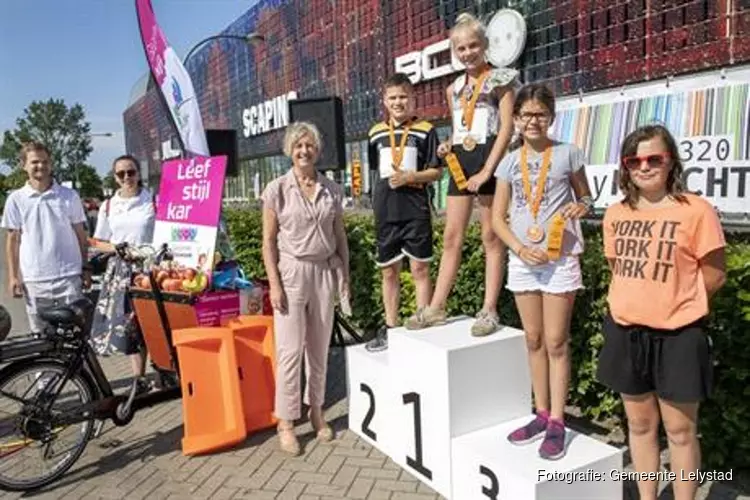 Lelystadse kinderen doen mee aan NK Stoepranden