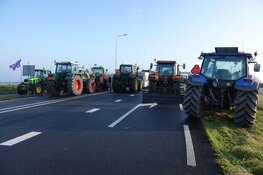 Boeren blokkeren Dijk Enkhuizen-Lelystad