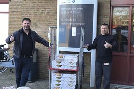 Délifrance Lelystad trakteert personeel St Jansdal Ziekenhuis Harderwijk op broodjes