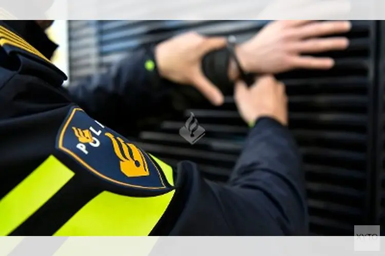 Twee Marktplaatsberovers aangehouden, onderzoek naar derde verdachte
