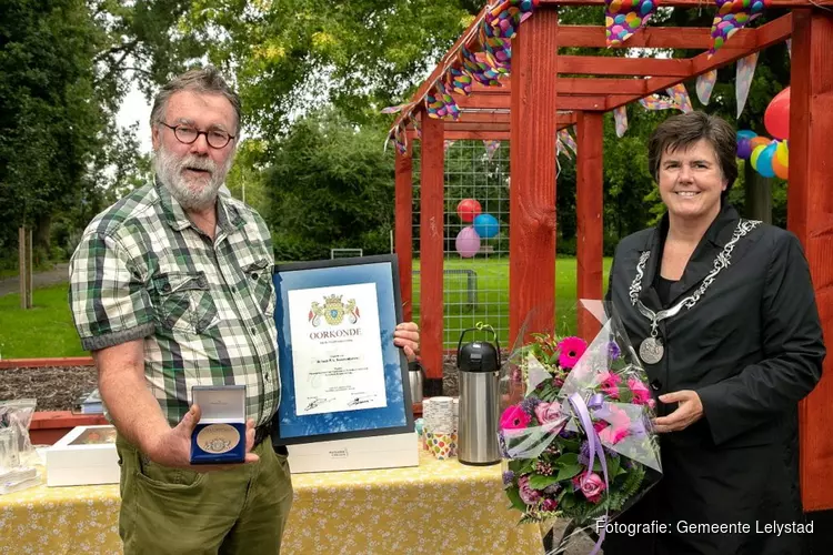 Stadhuispenning voor Peter Kouwenhoven