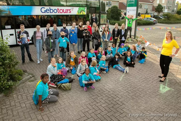 Jonge mantelzorgers naar pretpark Drievliet