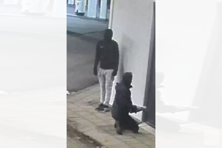 Gezocht: Diefstal uit tankstation Lelystad