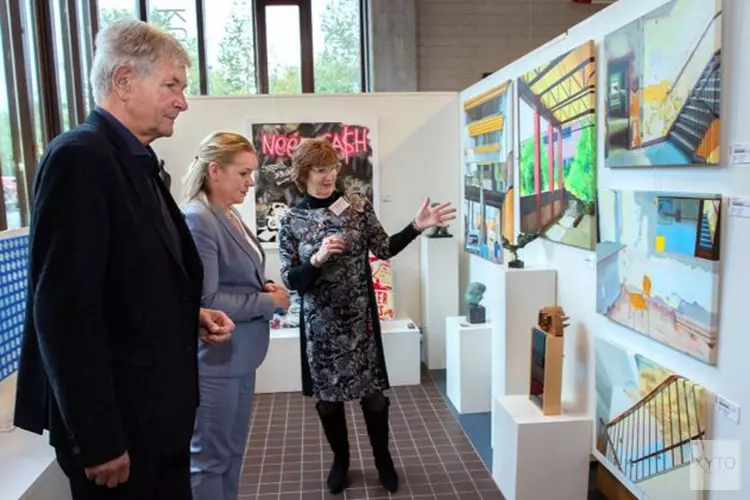 Kunstuitleen lelystad 30 jarig bestaan