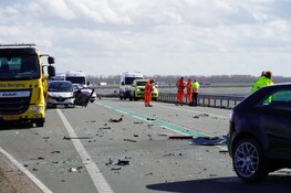 Weg afgesloten na ongeluk op Markerwaarddijk